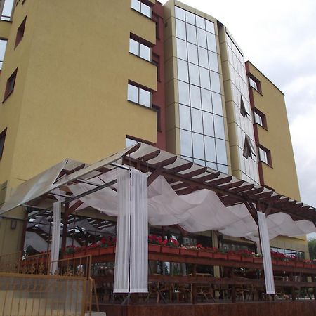 Hotel Flormang Craiova Eksteriør bilde