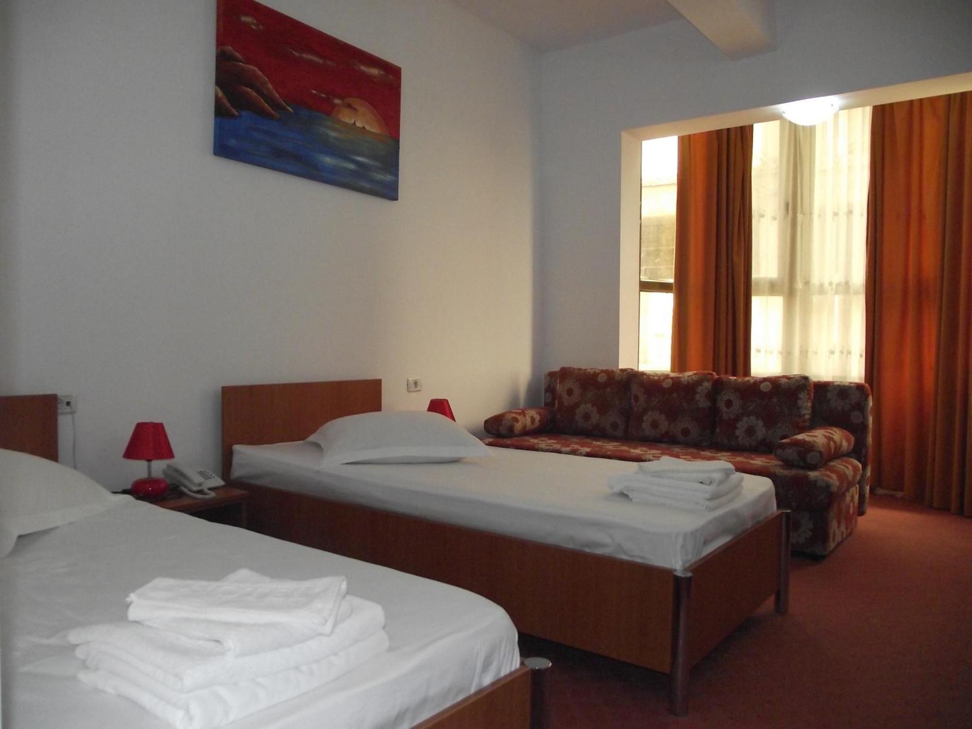 Hotel Flormang Craiova Eksteriør bilde